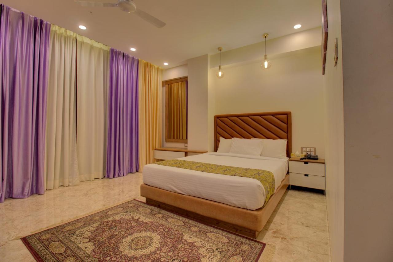 Greenstones Boutique Hotel Nashik Eksteriør billede