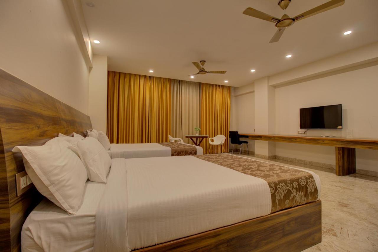 Greenstones Boutique Hotel Nashik Eksteriør billede